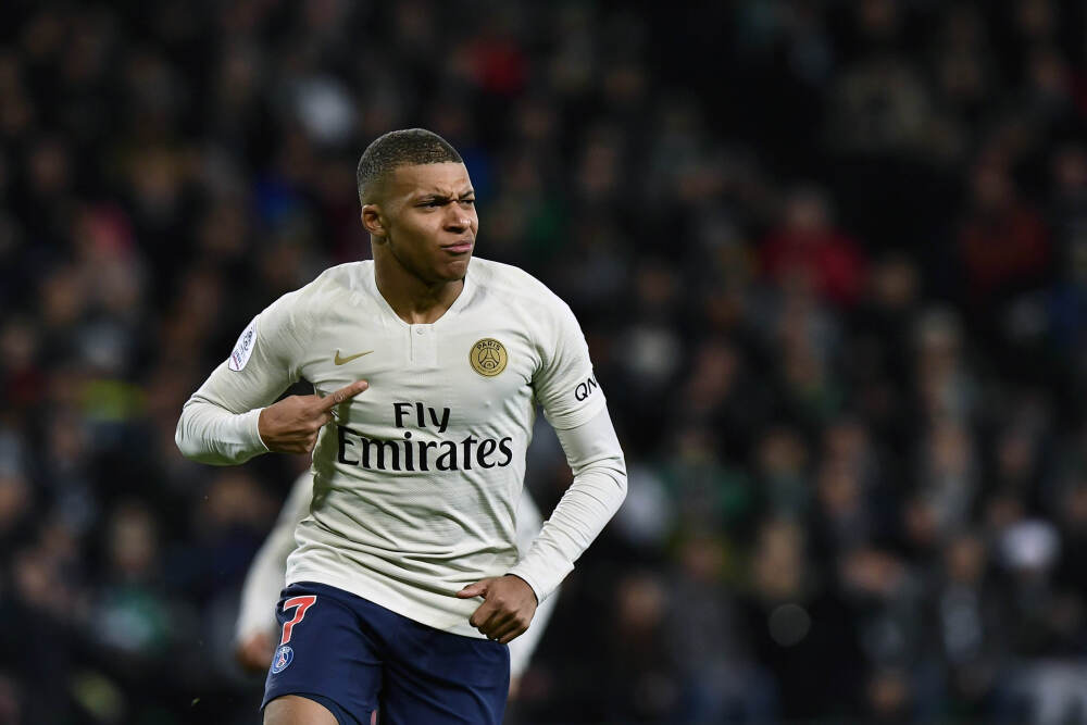 高特电子IPO：经营现金流净额连续两年为负，近9亿应收账款转票据或为变相放宽信用政策